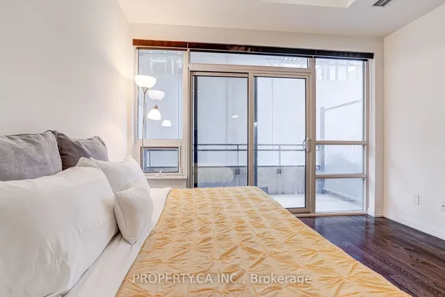 Additional image 10 of 460 Adelaide St Unit 1003