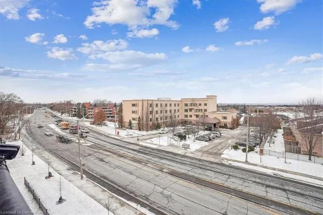 Additional image 26 of 2750 King St Unit 404