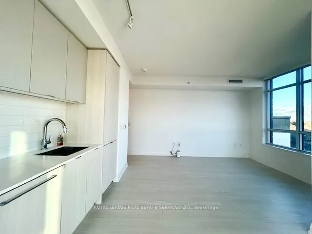 Additional image 4 of 10 Gibbs Rd Unit 720