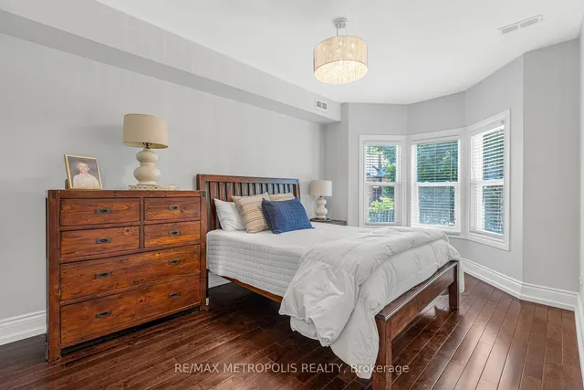 Additional image 19 of 26 Algonquin Ave