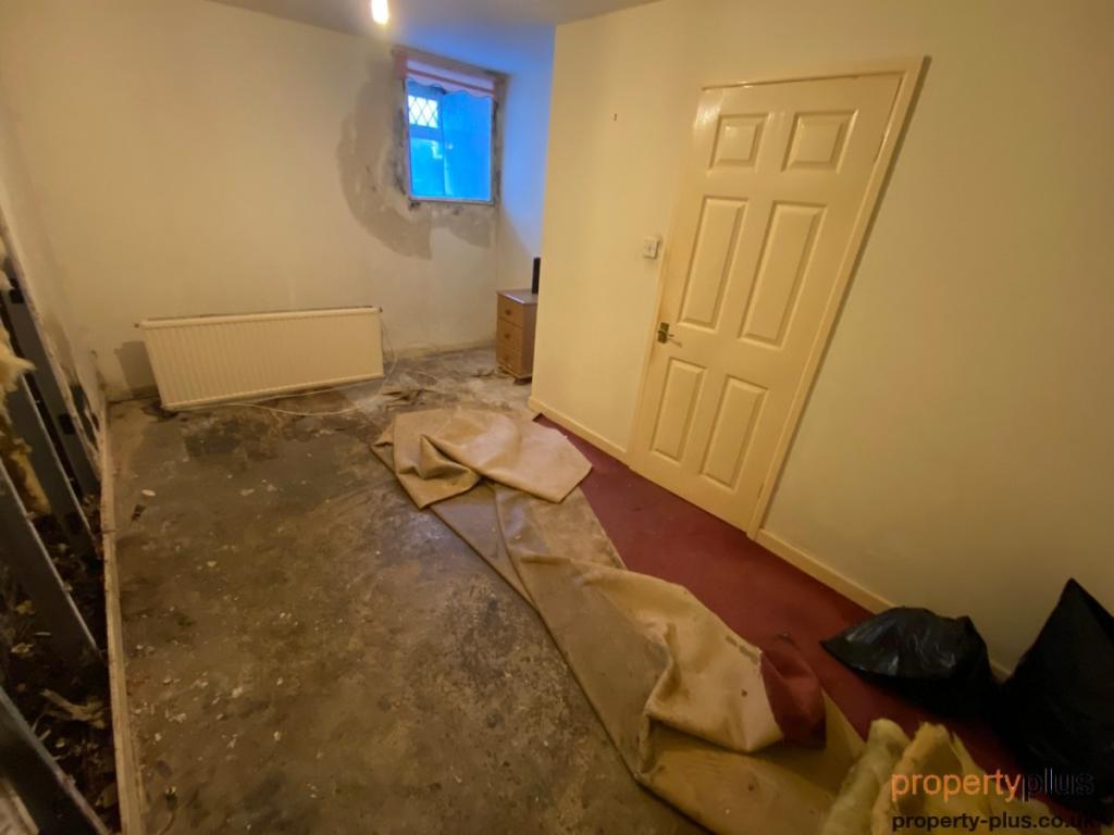 Additional image 9 of High Street Gilfach Goch - Porth