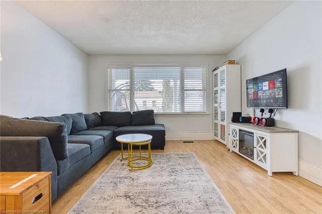 Additional image 8 of 279 Park St