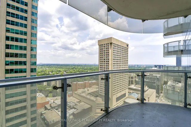 Additional image 21 of 1 Bloor St Unit 2712