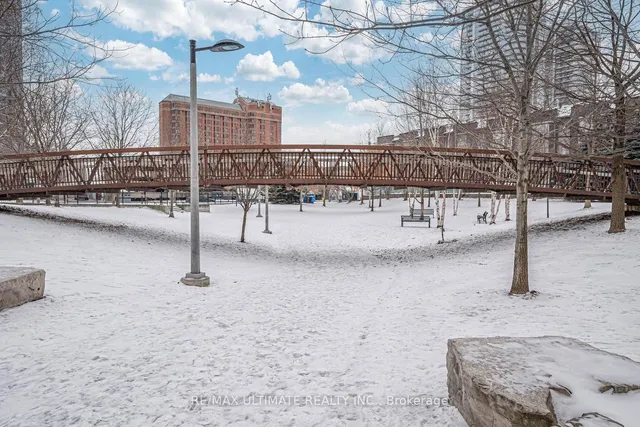 Additional image 34 of 330 Village Green Sq Unit TH06