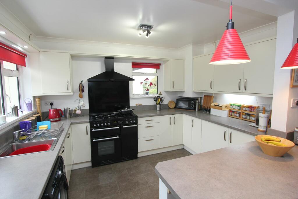 Additional image 32 of Voss Park Drive, Llantwit Major, CF61