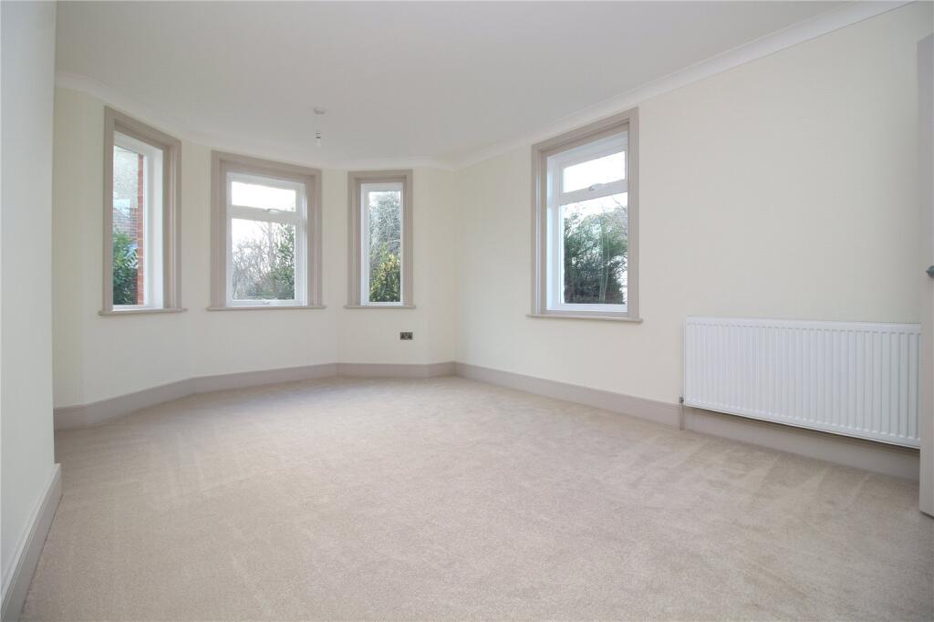 Additional image 7 of York Avenue, New Milton, Hampshire, BH25