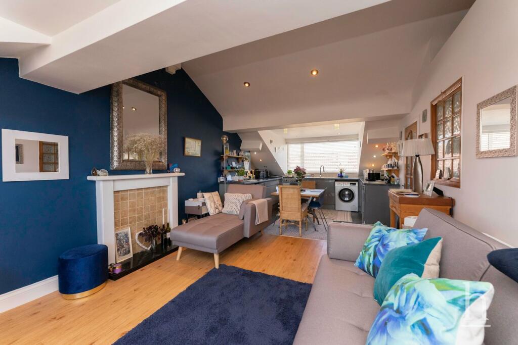 Additional image 17 of Banks Road, West Kirby, CH48