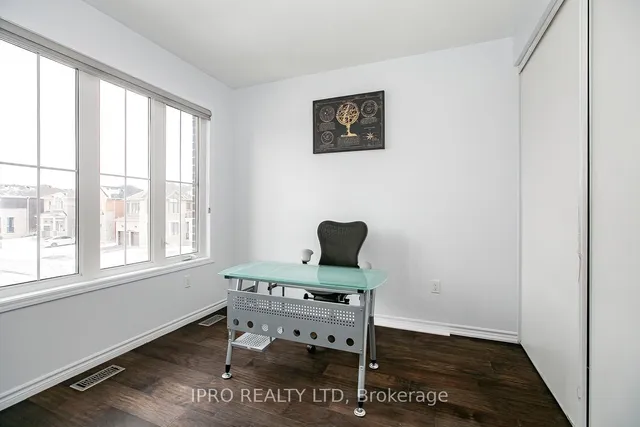 Additional image 7 of 612 Kennedy Circ