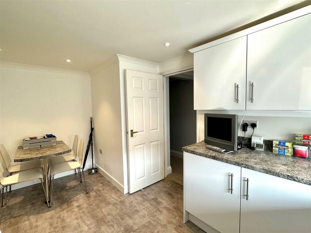 Additional image 21 of Rivermouth Court, Main Road, Ogmore-by-Sea, CF32 0PD