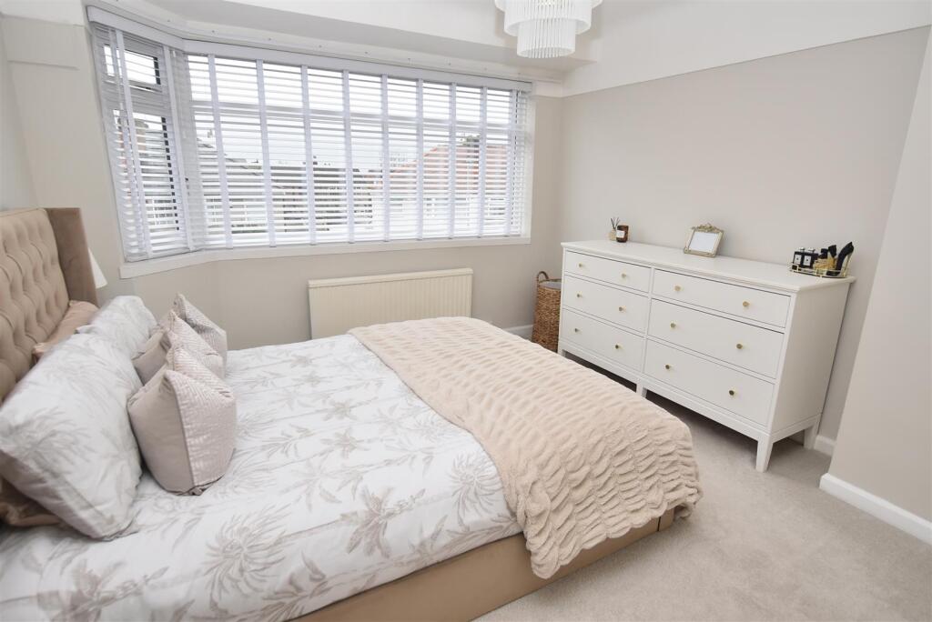 Additional image 16 of Woodcote Bank, Bebington Border