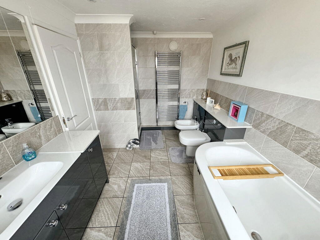 Additional image 21 of Trinity Close, Fordham