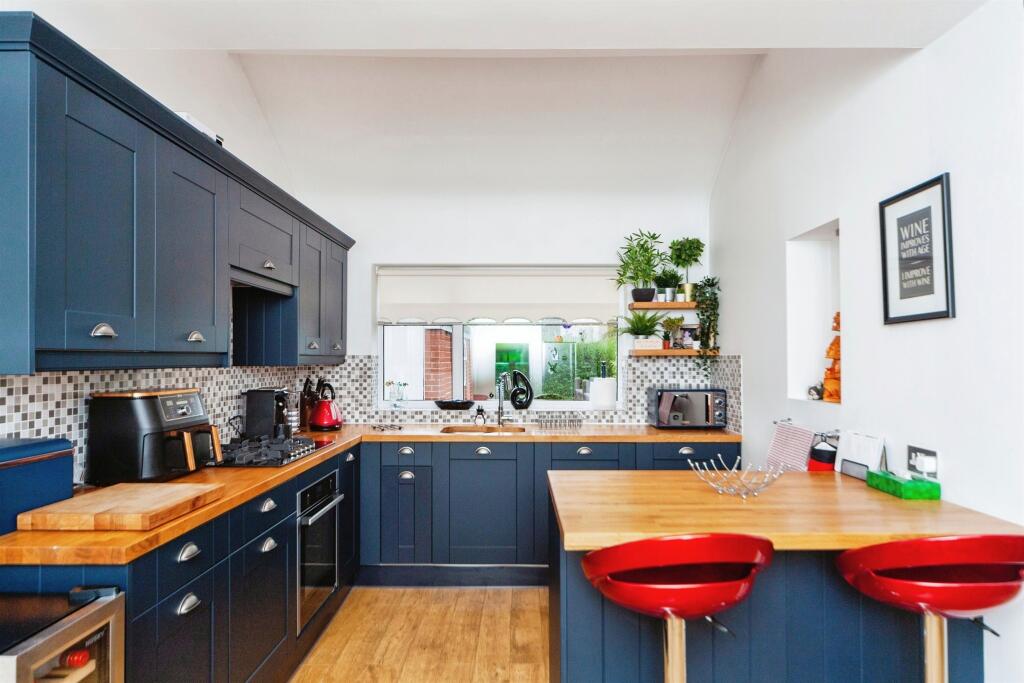 Additional image 8 of Mannings Lane South, Chester