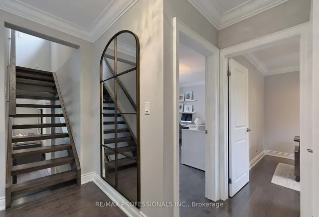 Additional image 25 of 14 Aymarn Crt