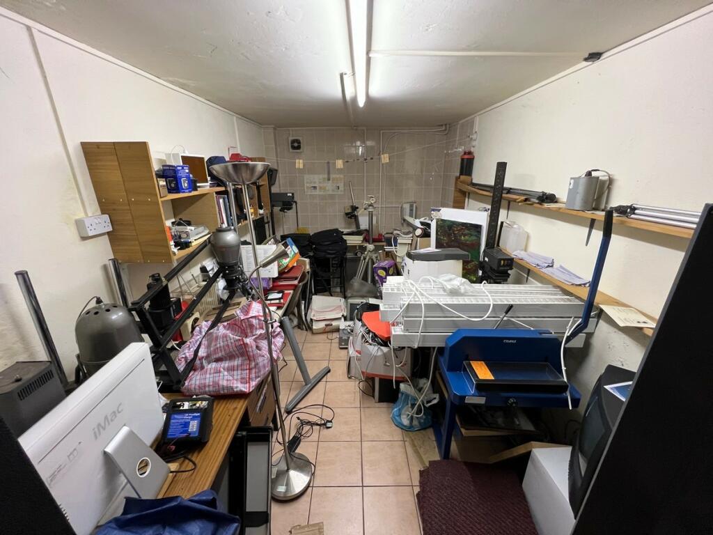 Additional image 8 of Cross Street Tonypandy - Tonypandy