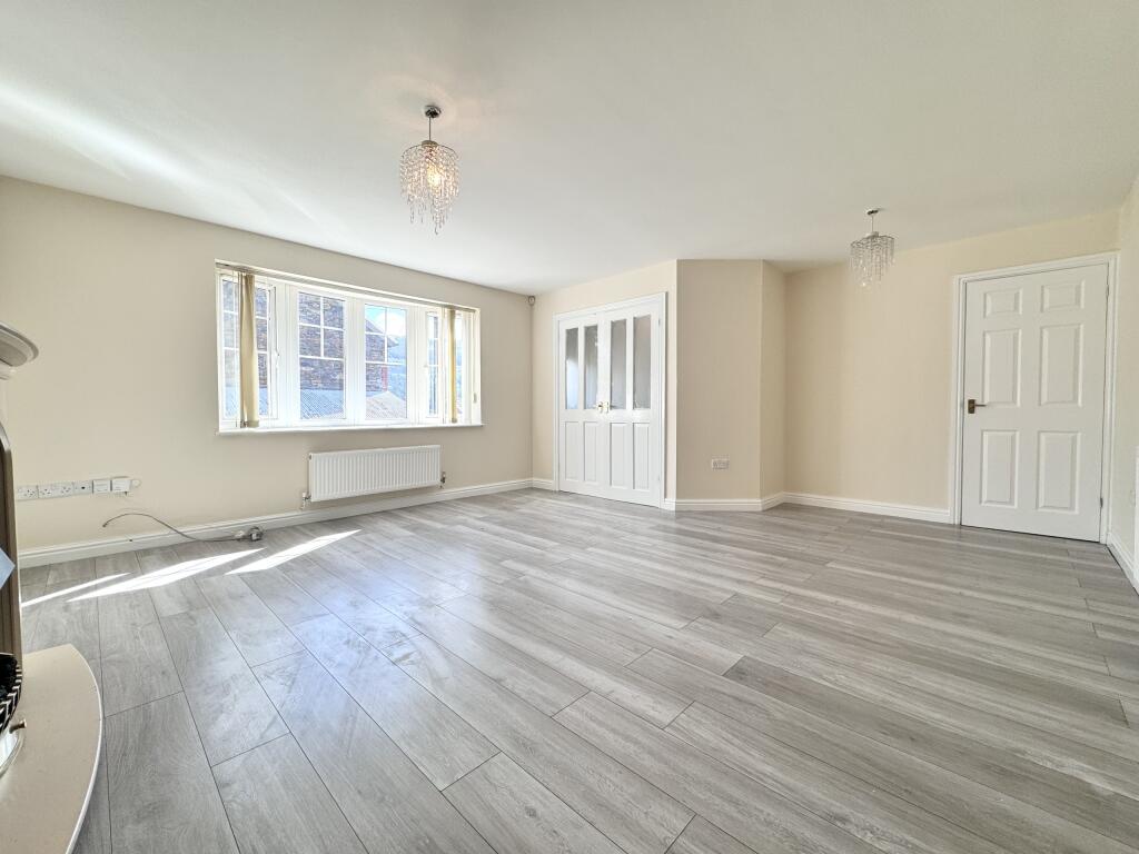 Additional image 4 of The Willow, Stream Street, Mountain Ash