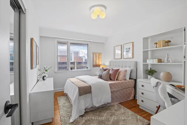Additional image 24 of 121 Hove St