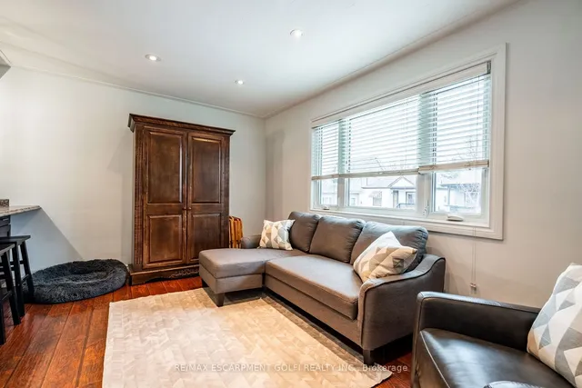 Additional image 6 of 76 Park Row