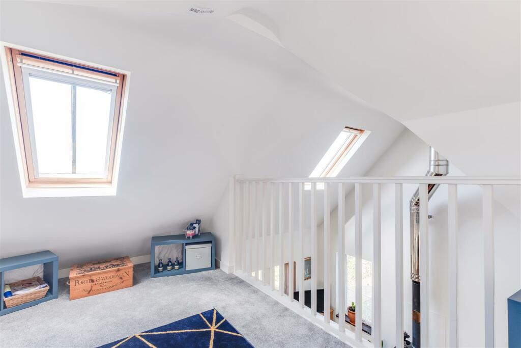Additional image 48 of Peerswood Bungalow and Cottage, Station Road, Burton, Cheshire