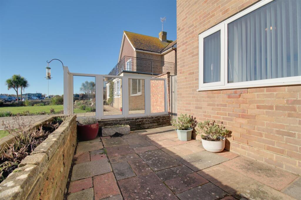 Additional image 14 of Marine Crescent, Goring-By-Sea