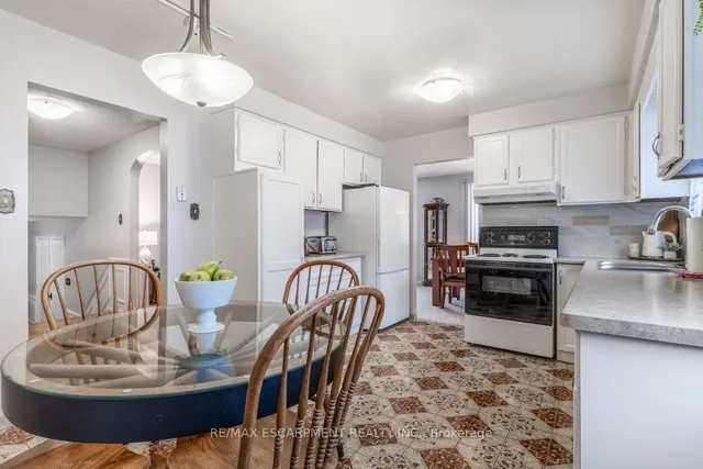 Additional image 10 of 984 Easterbrook Ave