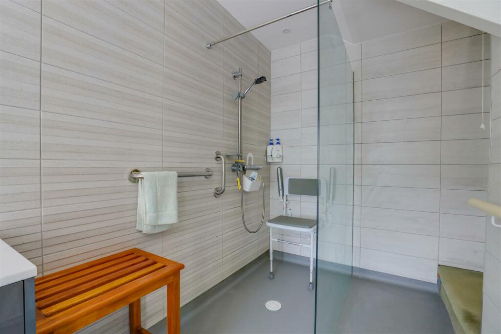 Additional image 16 of Spring Cottage, Pen-Y-Turnpike Road, Dinas Powys, CF64 4HG