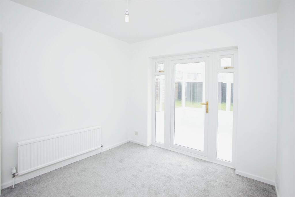 Additional image 6 of St. Annes Gardens, Maesycwmmer, Hengoed