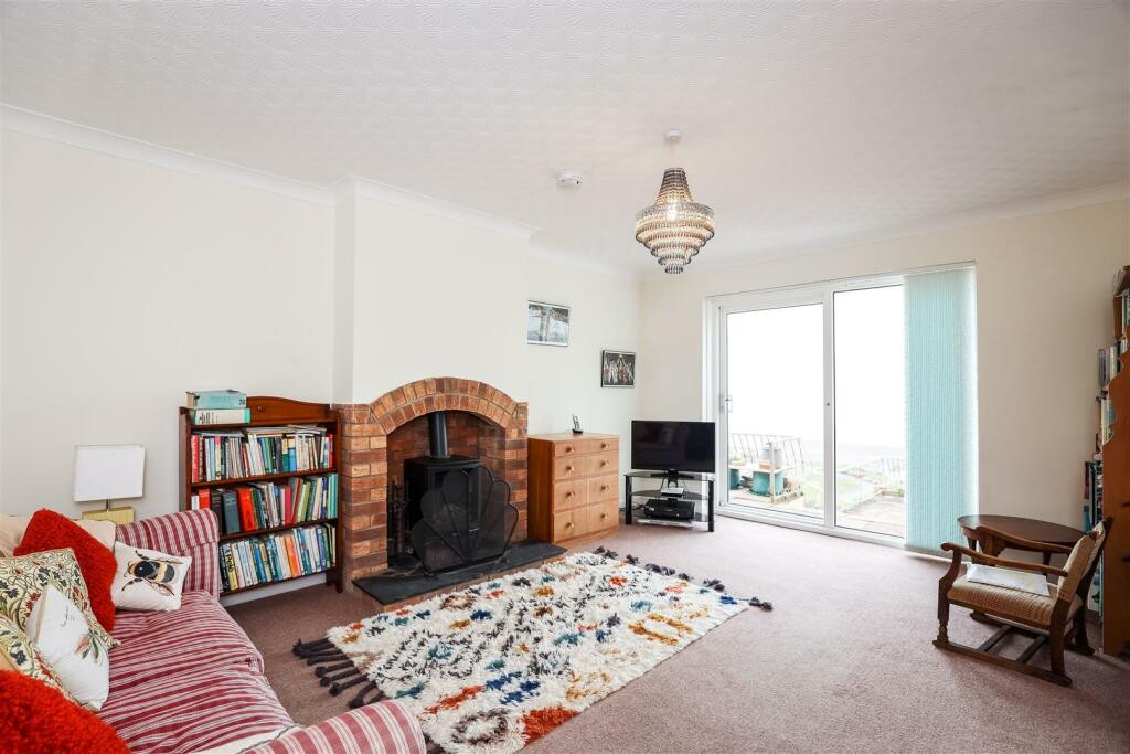 Additional image 19 of Sutton Lane, Ogmore By Sea, Vale Of Glamorgan, CF32 0PE