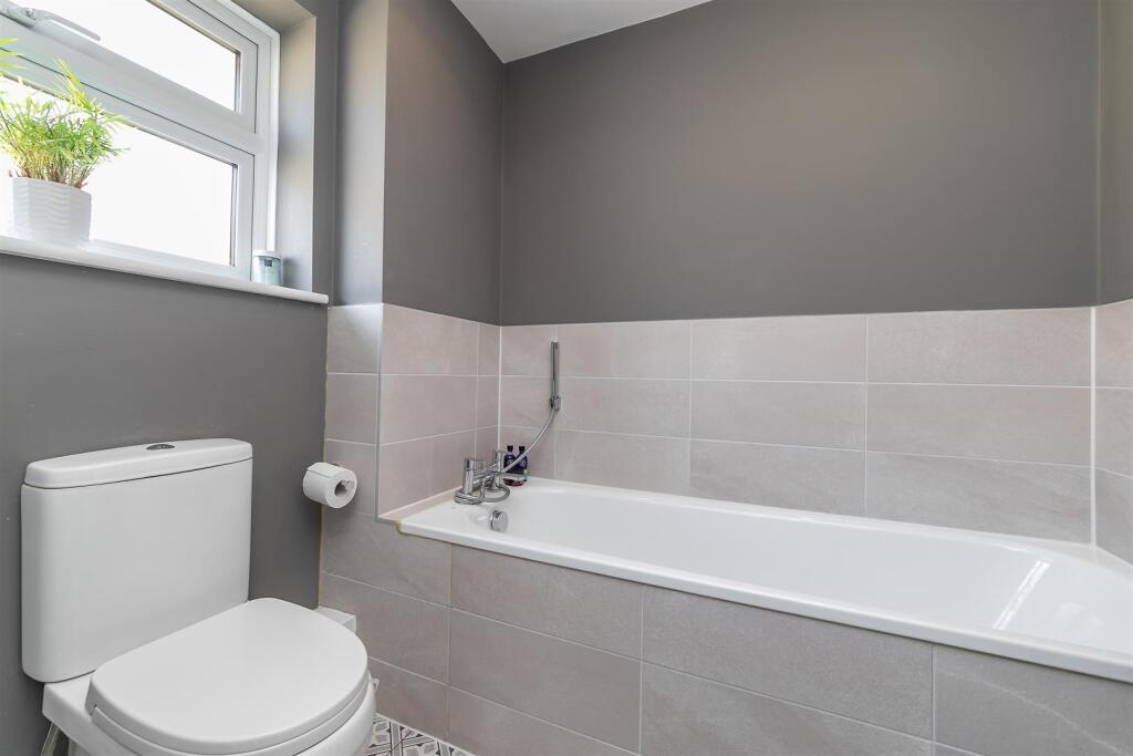 Additional image 32 of Hadrian Close, St Albans
