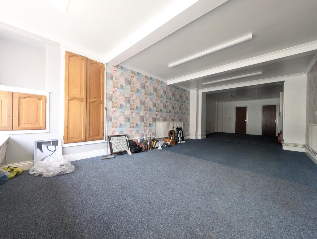 Additional image 46 of Oxford Street, Mountain Ash, CF45 3HB