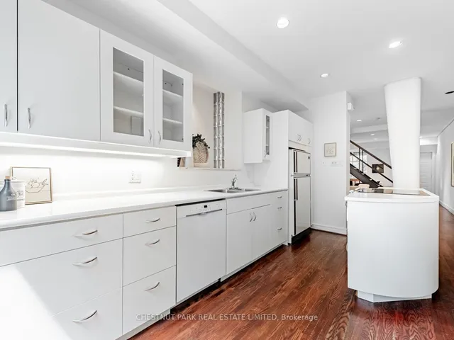 Additional image 7 of 39 Hillsboro Ave