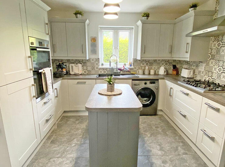 Additional image 26 of Farm Close, Tir-y-Berth, Hengoed, CF82 8BF