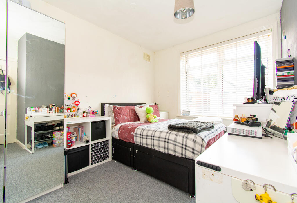 Additional image 13 of Evelyn Road, Bournemouth, Dorset