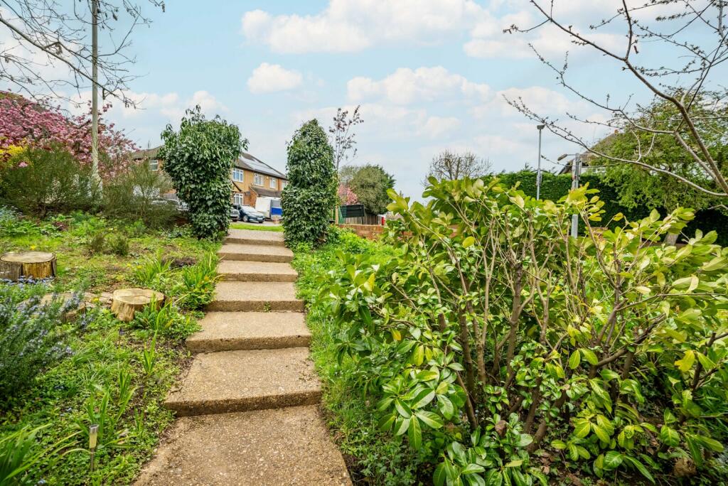 Additional image 11 of Briar Road, St. Albans, Hertfordshire, AL4