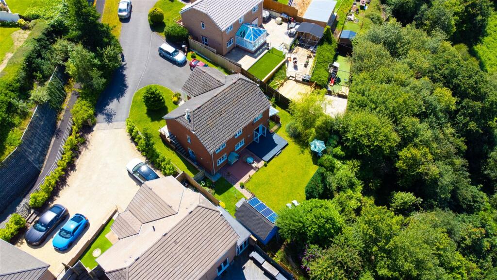 Additional image 7 of Heather Court, Quakers Yard, Treharris, CF46 5RP