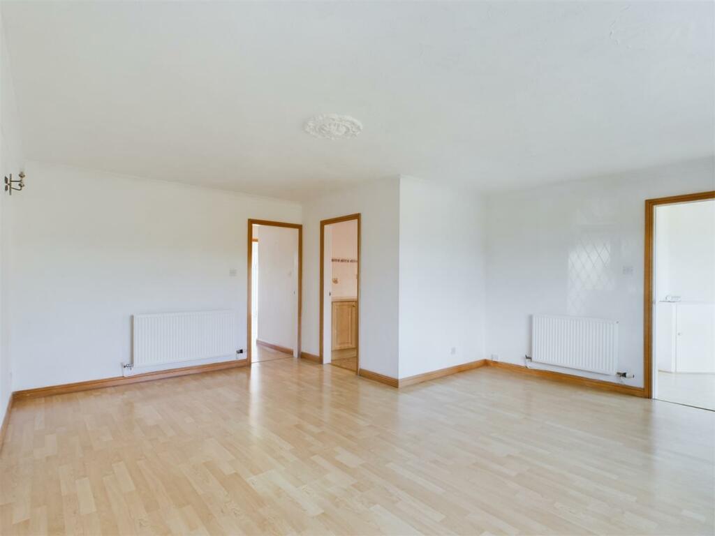 Additional image 13 of De Breos Drive, Porthcawl