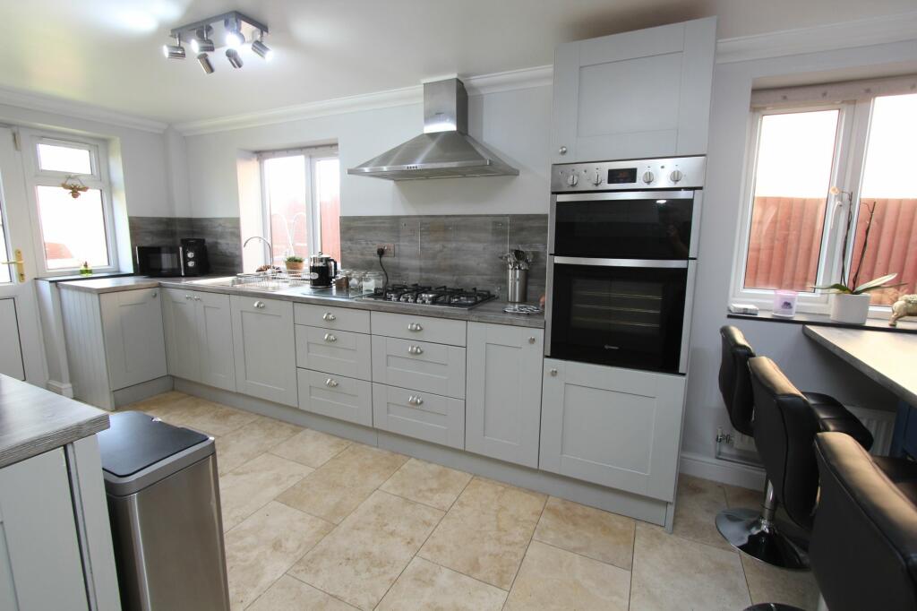 Additional image 22 of South View, Rhoose, CF62