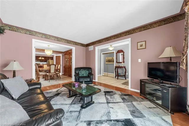 Additional image 10 of 122 Fieldway Dr