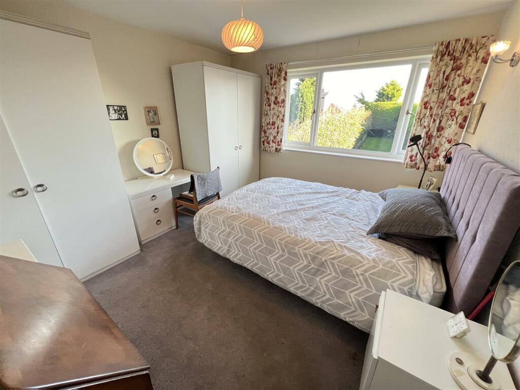 Additional image 18 of Marlfield Lane, Barnston, Wirral