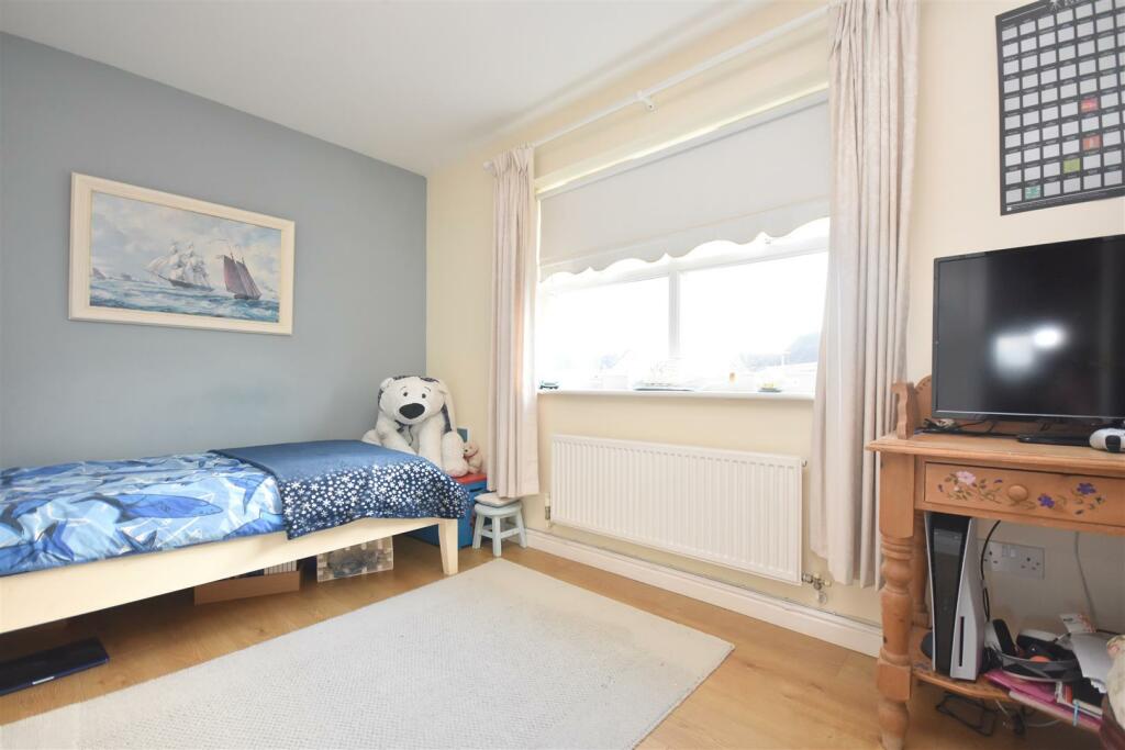 Additional image 12 of Starlight View, 156 Westward Rise, Barry, Vale of Glamorgan, CF62 6NQ