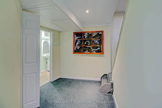 Additional image 25 of 6400 Lawrence Ave Unit 12