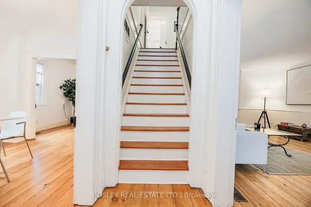 Additional image 11 of 38 Queens Dr