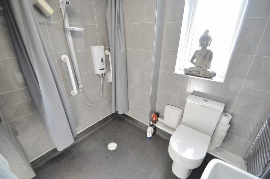 Additional image 32 of Greenleas Close, Wallasey Village