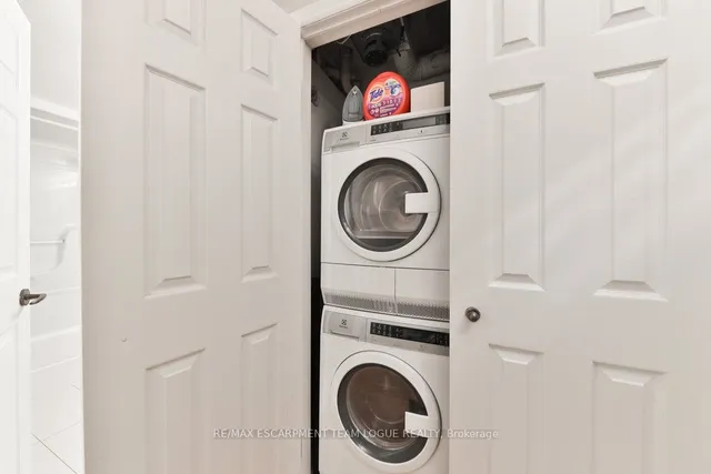 Additional image 20 of 2010 Cleaver Ave Unit 120