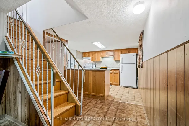 Additional image 20 of 225 Robina Ave