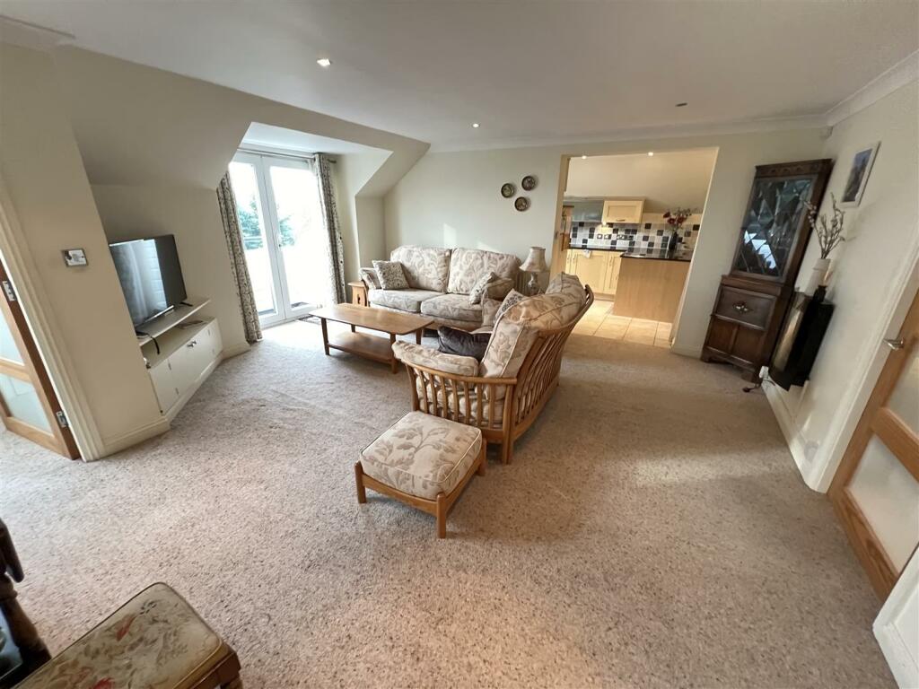 Additional image 4 of Telegraph Road, Heswall, Wirral