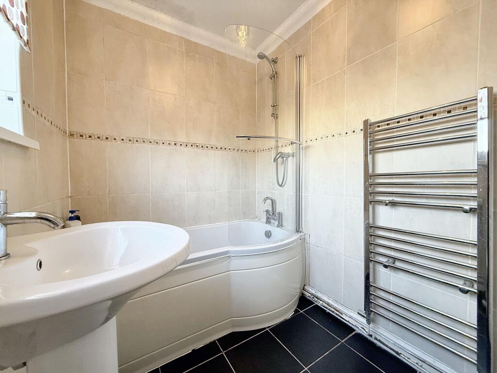 Additional image 12 of Oxford Street, Gelligaer, CF82