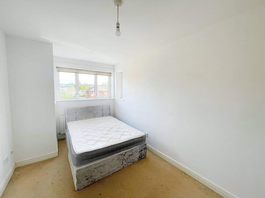 Additional image 10 of 27 Signal Court