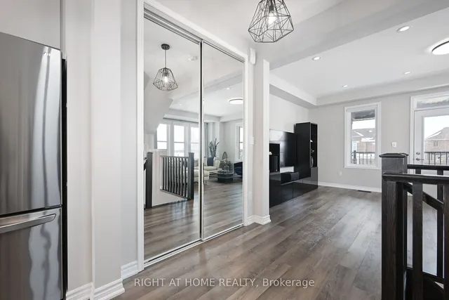 Additional image 16 of 980 Logan Dr Unit 27