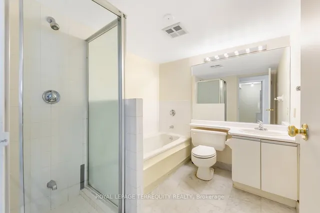 Additional image 21 of 10 Yonge St Unit 2609