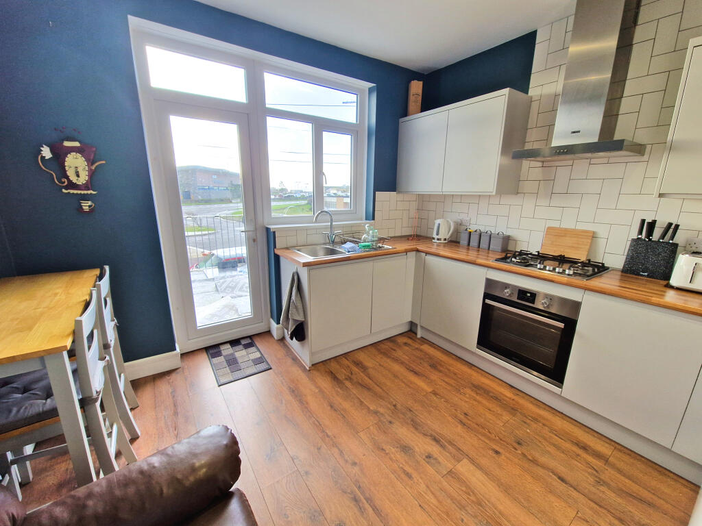 Additional image 5 of WELLFIELD AVENUE, PORTHCAWL, CF36 5TP